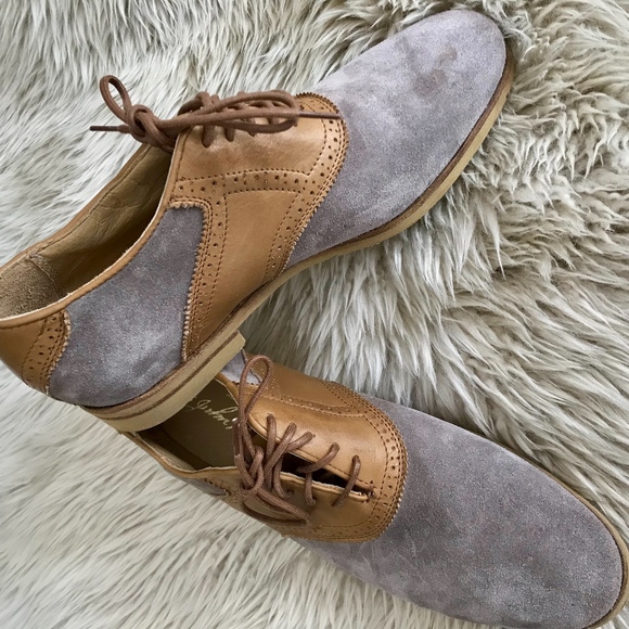 FRYE Shoes - FRYE Lace up Oxfords Women's Size 9